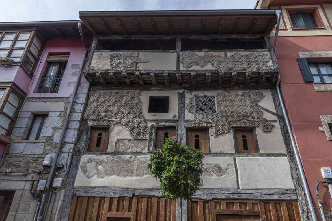Vizcaya - Areatza 16.jpg